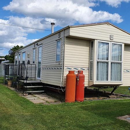 King'S Caravan Park, Caravan To Sleep 6 People Chapel Saint Leonards Bagian luar foto