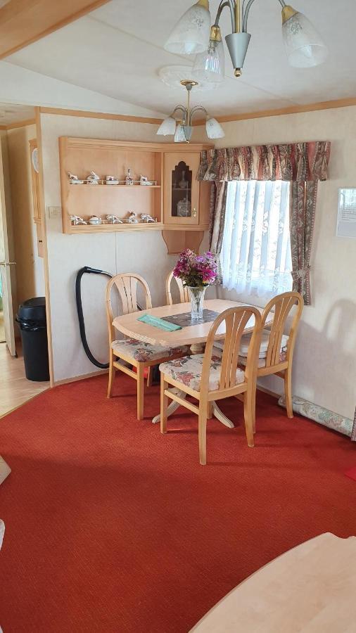 King'S Caravan Park, Caravan To Sleep 6 People Chapel Saint Leonards Bagian luar foto